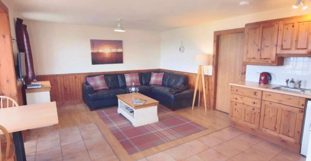 Dolphin View Cottages 2 Portmahomack Dış mekan fotoğraf